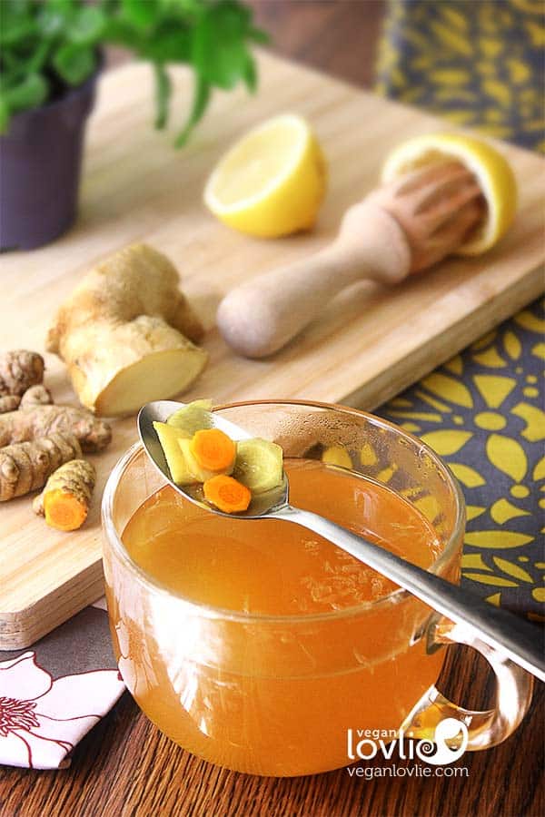 Turmeric Ginger Lemon Tea Recipe - Turmeric Root Tea