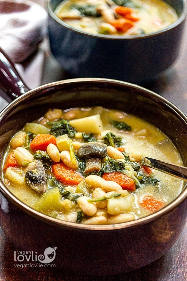 Creamy White Bean Soup with Vegetables