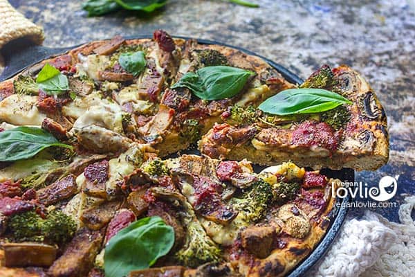 Easy Vegan Pizza Recipe with No Yeast Pizza Dough | Tikka Masala Tofu Pizza