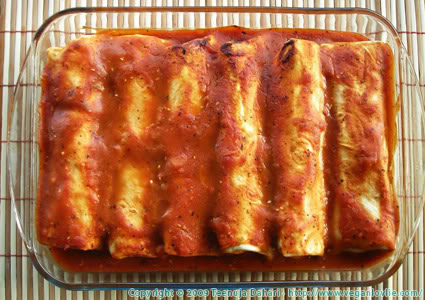 Vegan enchiladas with tofu and one great Mexican sauce