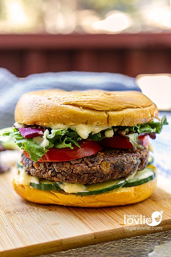 Red Bean and Black Rice Burgers