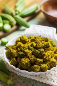 spicy pan-fried okra with coconut and chickpea flour