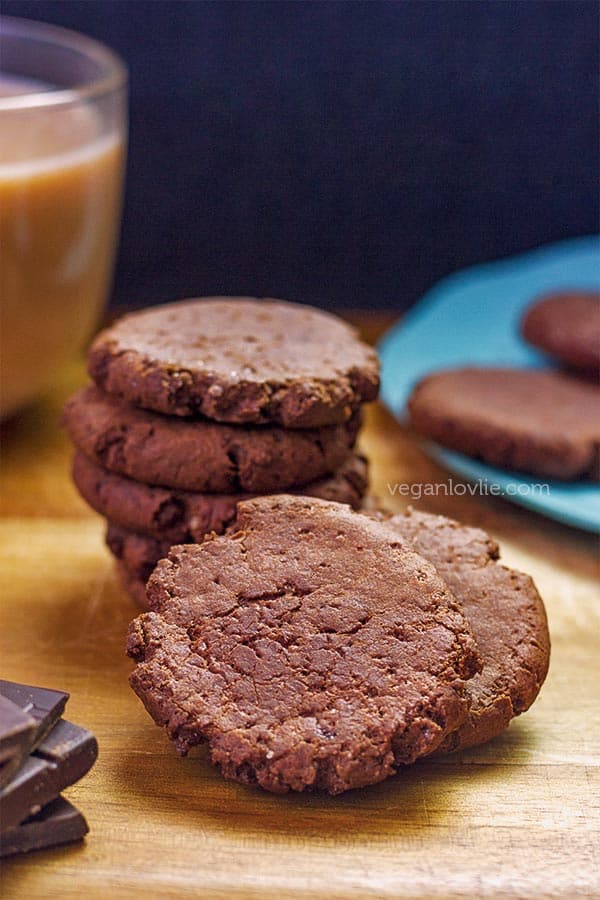 Vegan Chicory Mocha Chocolate Cookies