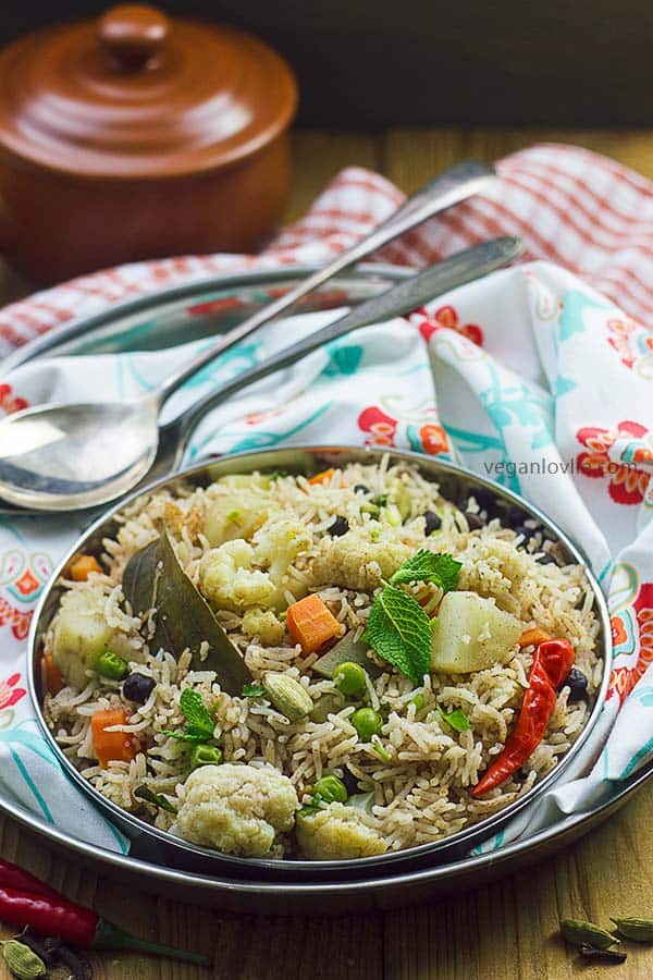 vegetable pulao, one pot rice dish, 30 minute recipe