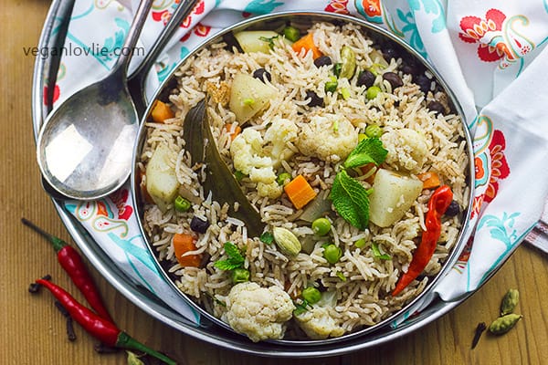 vegetable pulao, one pot rice dish, 30 minute recipe