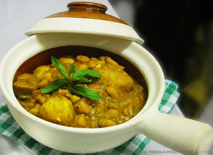 vegan yam curry with pinto beans